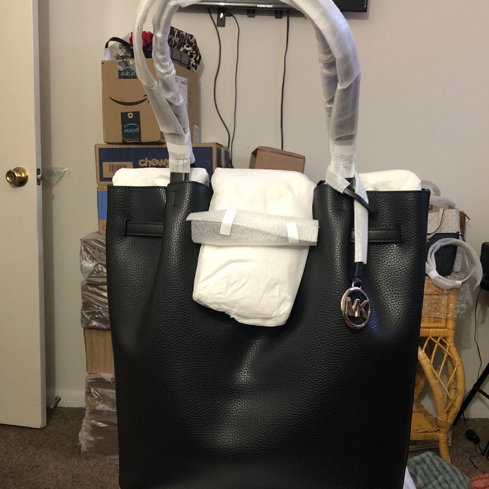 Michael Kors Black Women's Tote Bag